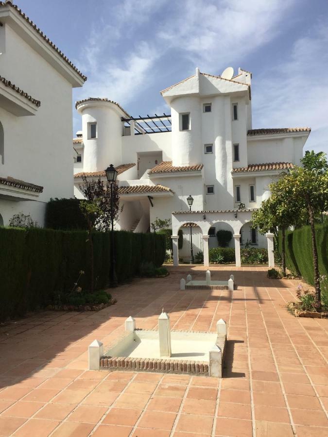 Beautiful 2 Bedroom Apartment @ Puerto Banus! 马尔韦利亚 外观 照片